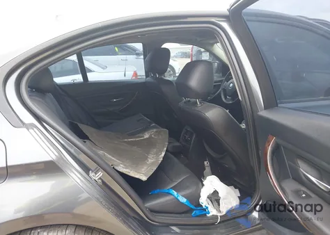 2013 BMW 328I z USA, uszkodzony, nr VIN WBA3C1G55DNR47844